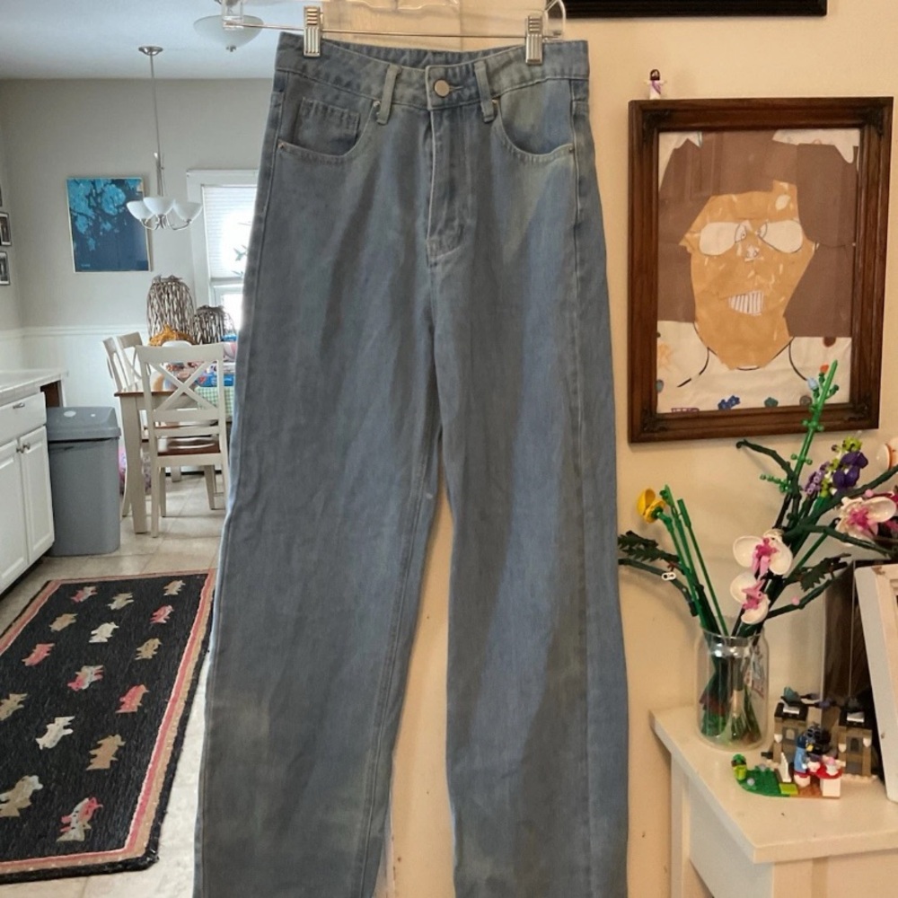 SHEIN Light Wash Wide Leg High-Rise Jeans